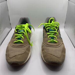 Men's New Balance Tan Sneakers with Neon Green Accents 10.5